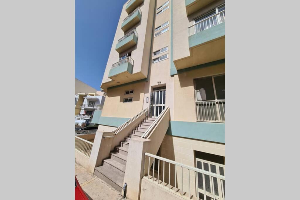 Bugibba Corner Stone Away From The Sea Apartment St. Paul's Bay